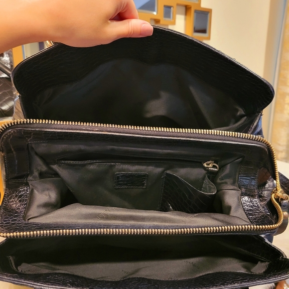 Black Vintage MaxMara crocodile style handbag - Picture 4 of 11